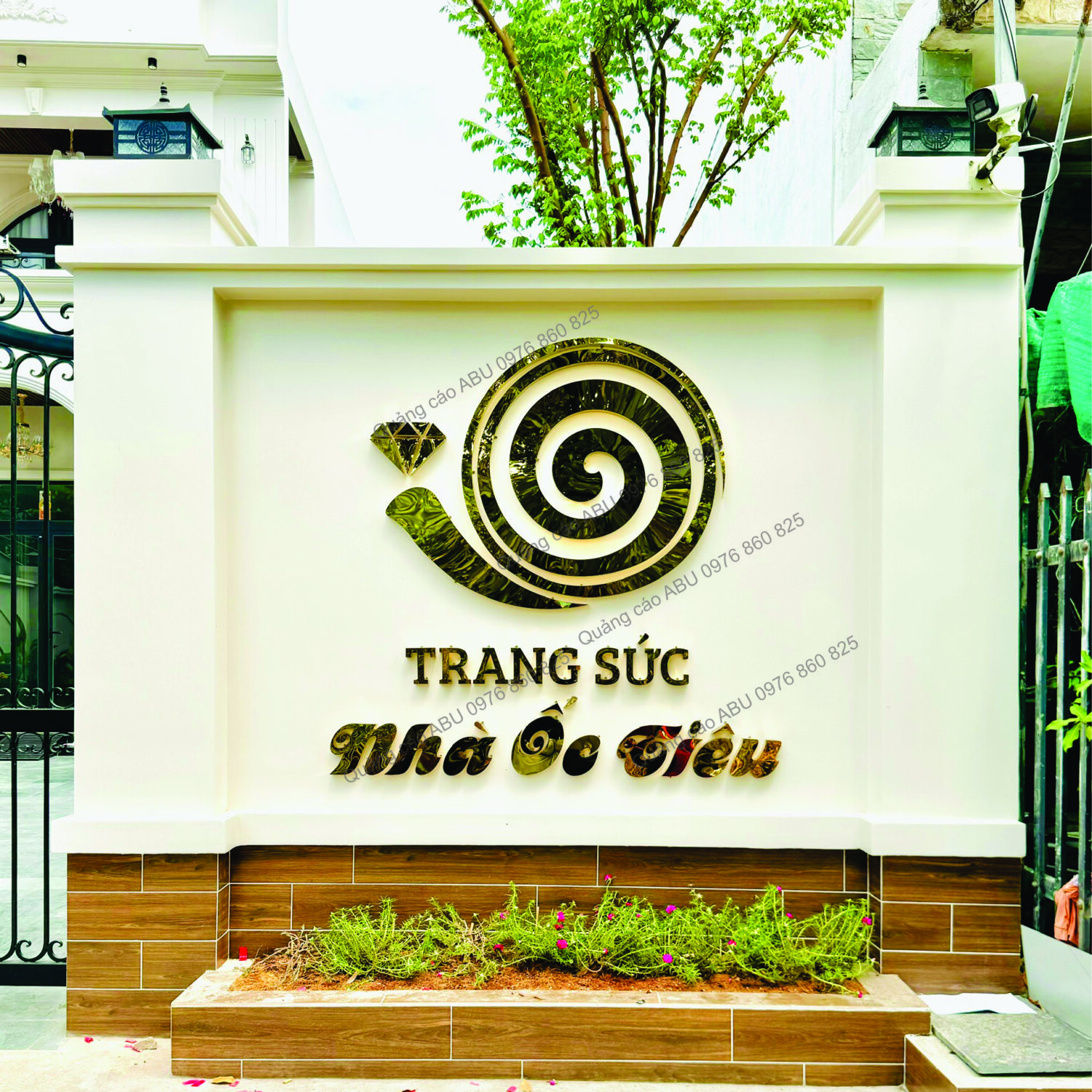 NHÀ ỐC TIÊU