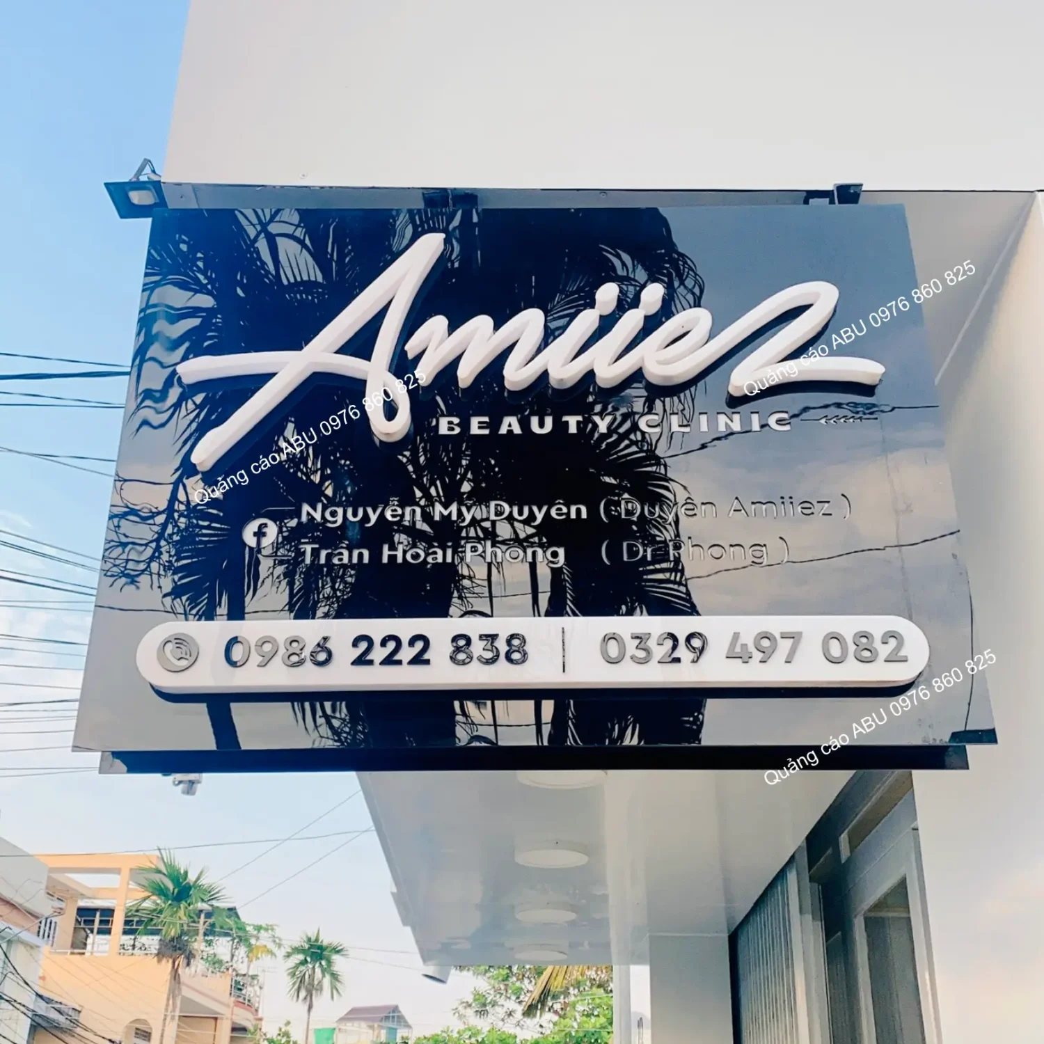 Bảng vẫy cho Amiiez Beauty Clinic