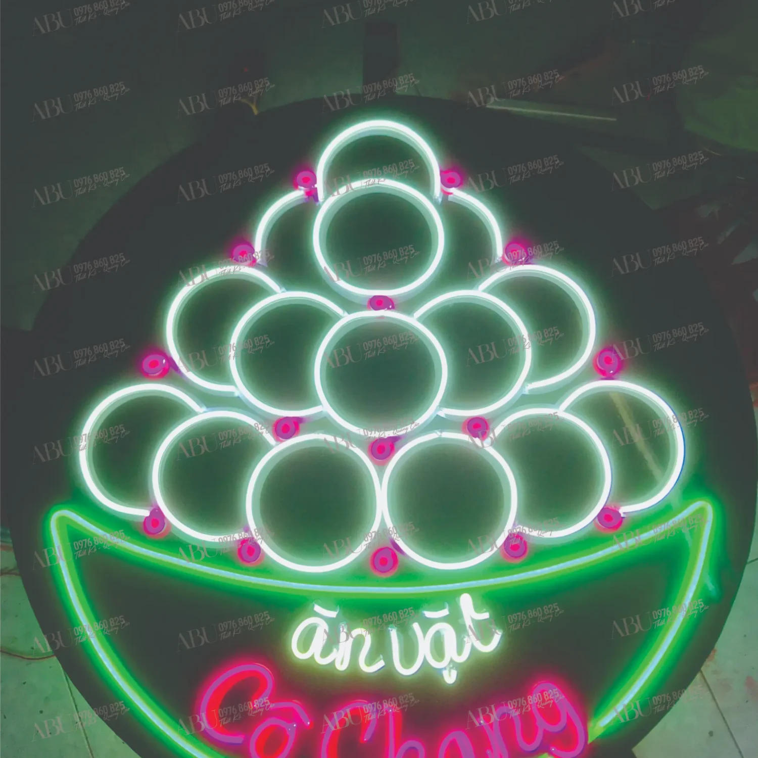 Đèn led logo Ăn Vặt Cô Chang