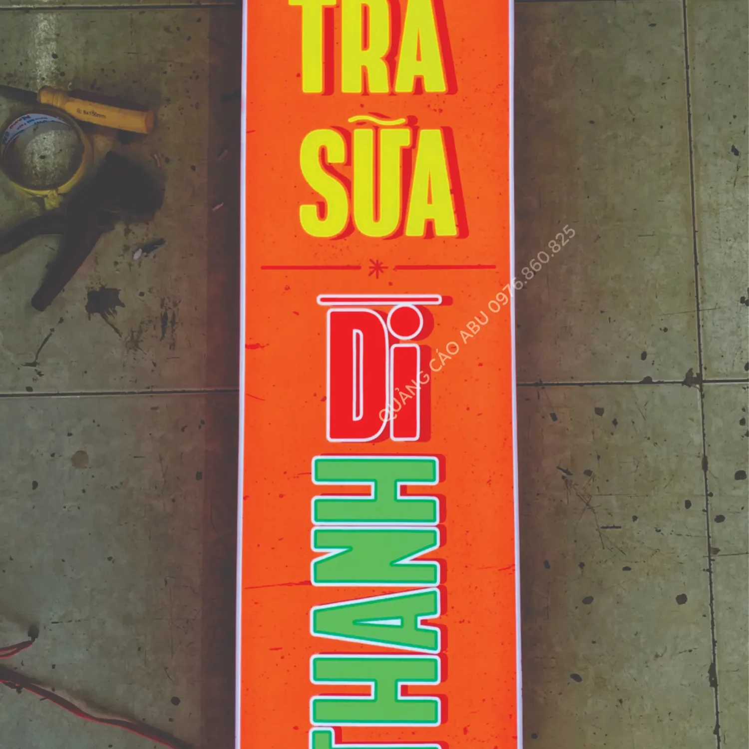 Bảng hiệu đèn tiệm trà sữa Dì Thanh