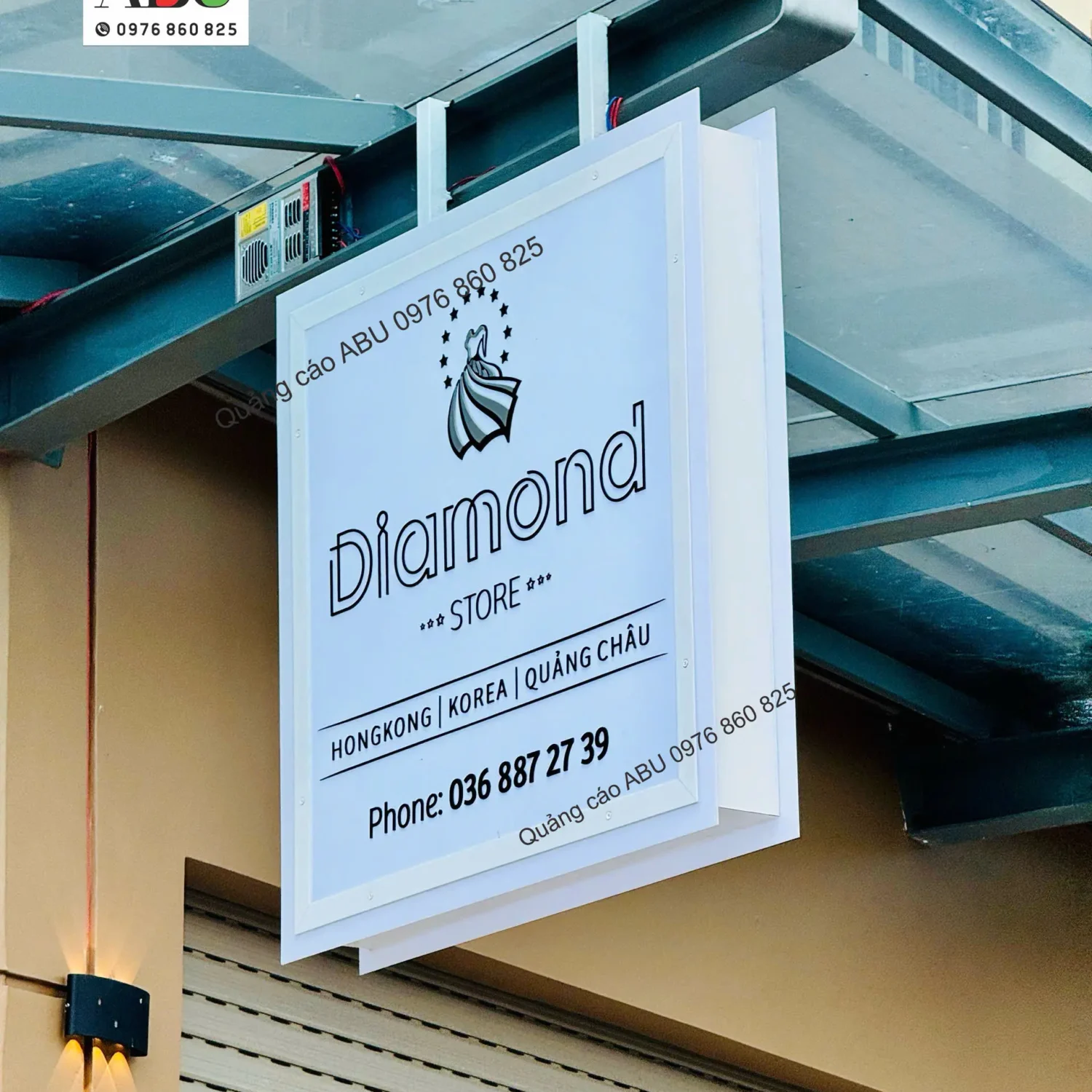 Bảng vẫy, hộp đèn vẫy Diamon Store