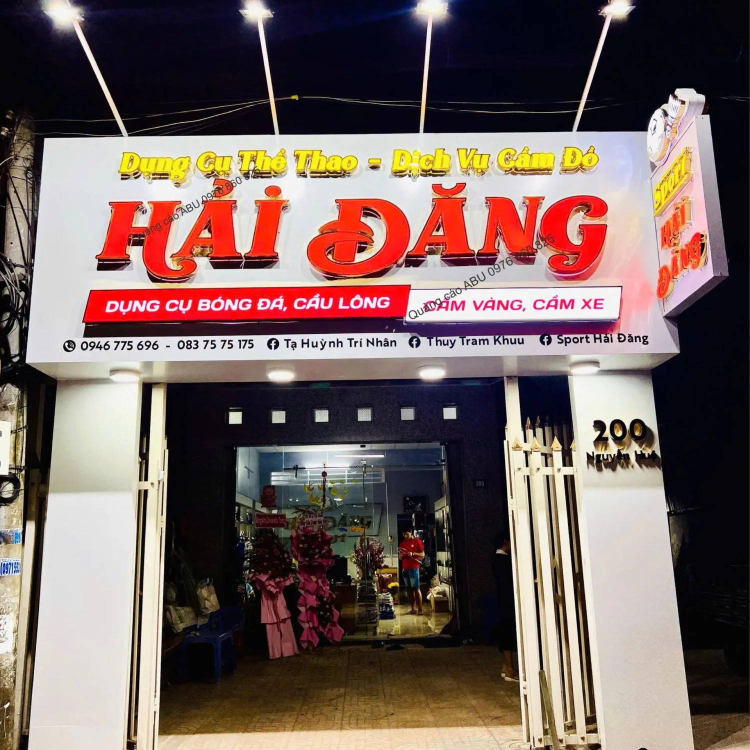 Bàn giao 2 bảng hiệu cho tiệm dụng cụ thể thao, tiệm cầm đồ Hải Đăng