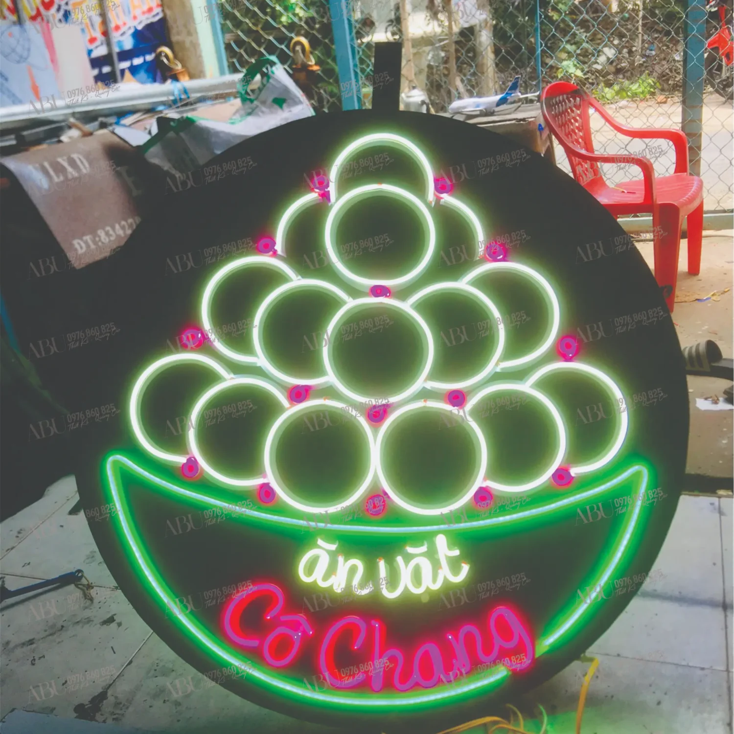Thiết kế logo ăn vặt Cô Chang