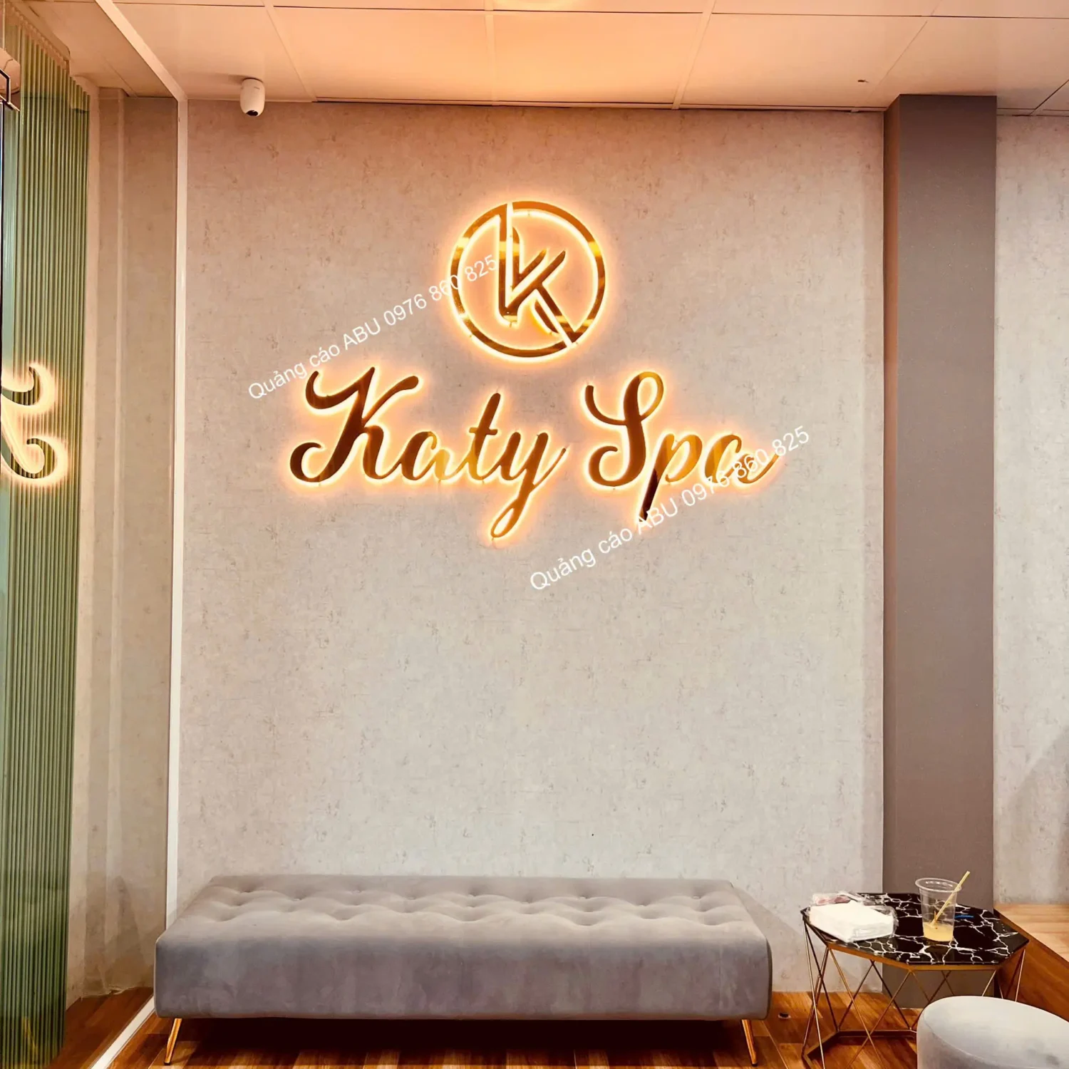 Chữ phát sáng cho Katy Spa