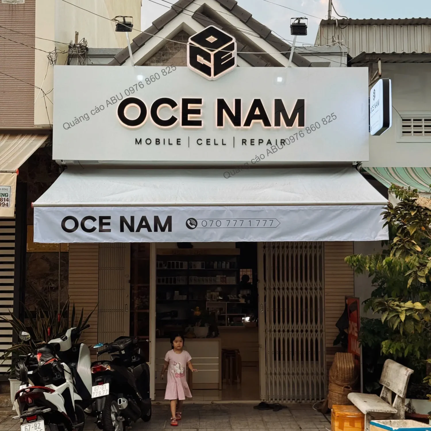 Cửa hàng điện thoại di động OCE NAM