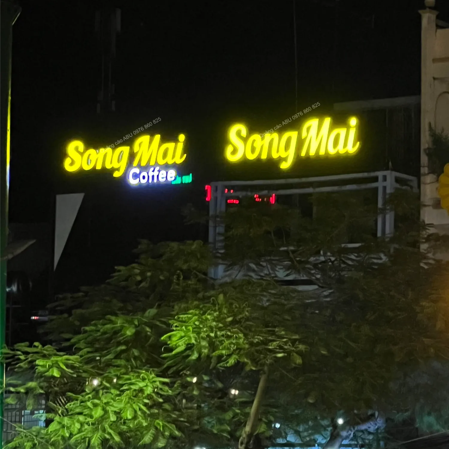 Chữ nổi không gian cao tầng cho quán Coffee SONG MAI
