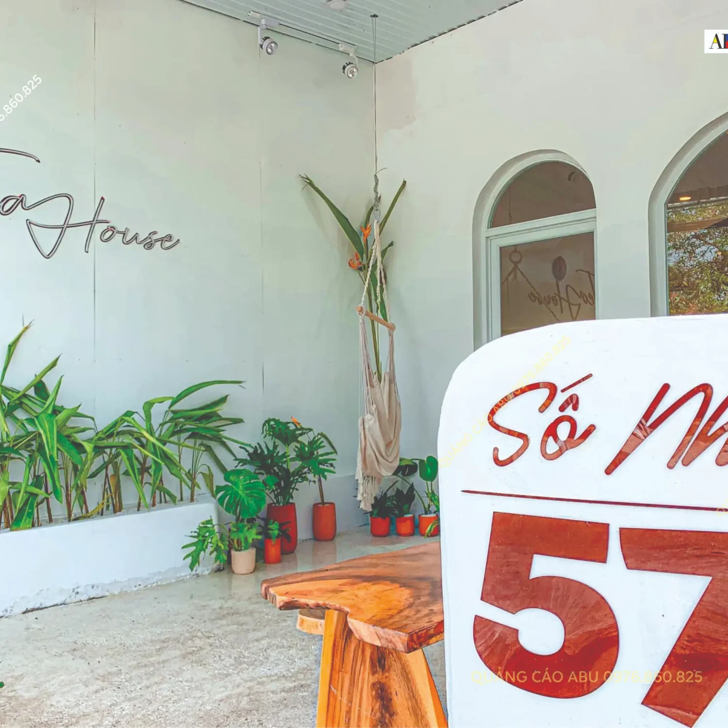 Số nhà 57 Tea House
