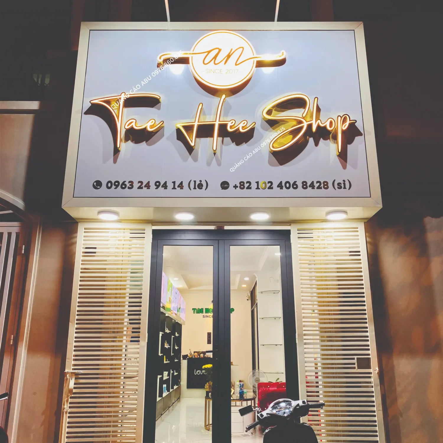 Trộn bộ mặt tiền cho Shop Tae Hee