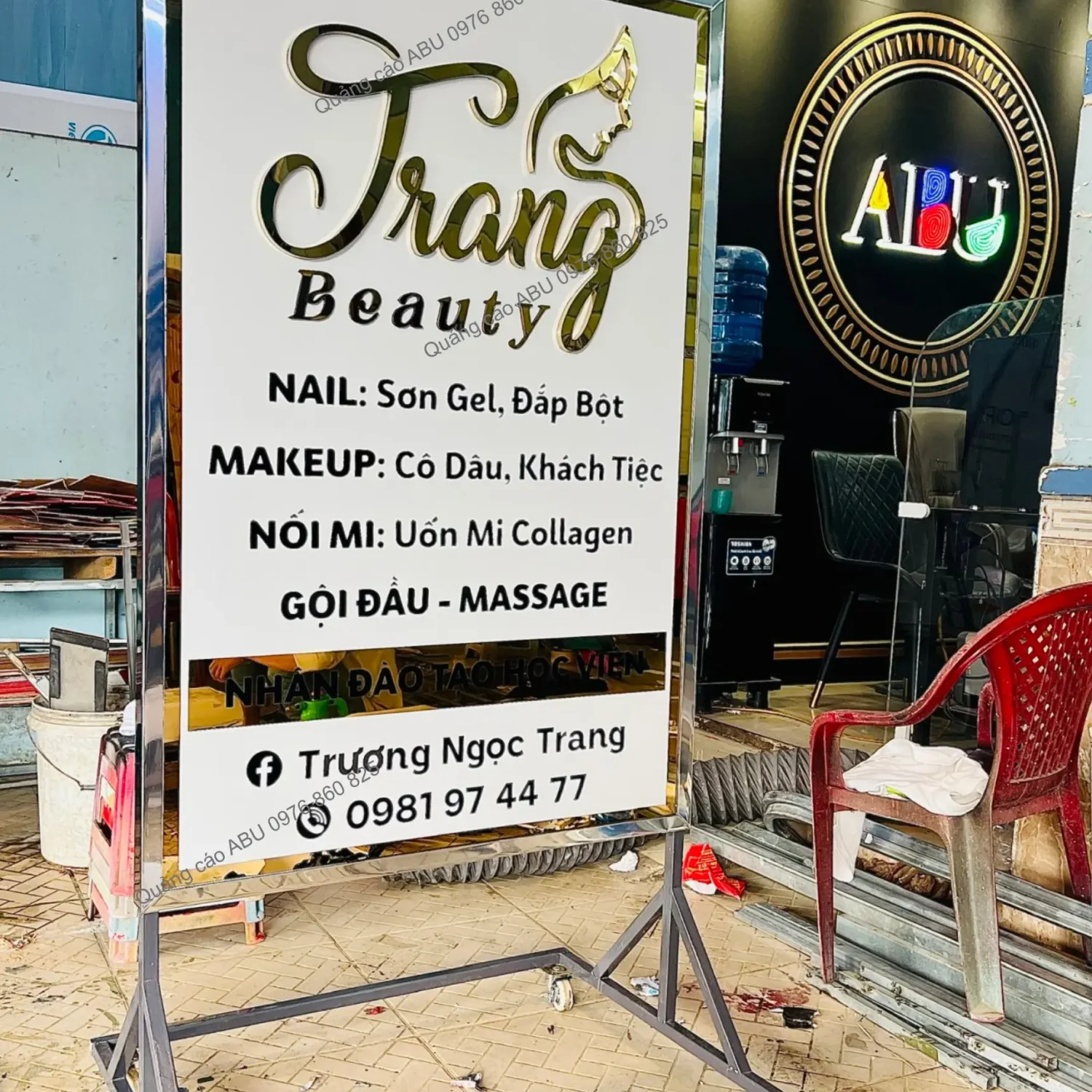Bảng đứng TRANG Beauty