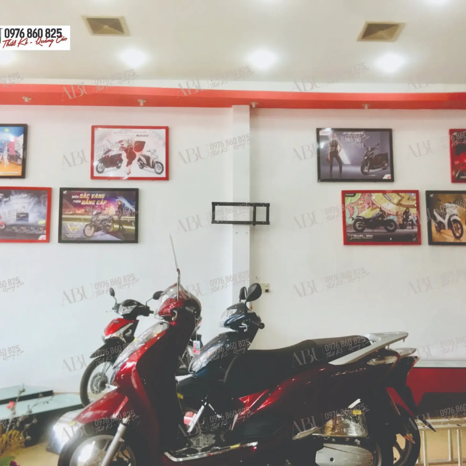 Tranh treo tường lồng kính cho hãng xe Hồng Phước