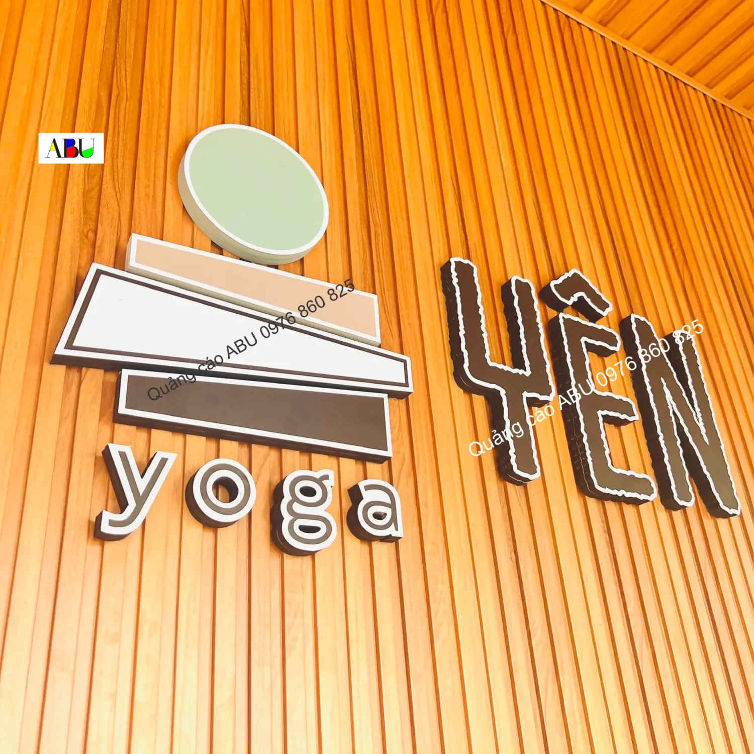 Logo dán vách phòng Yoga YÊN