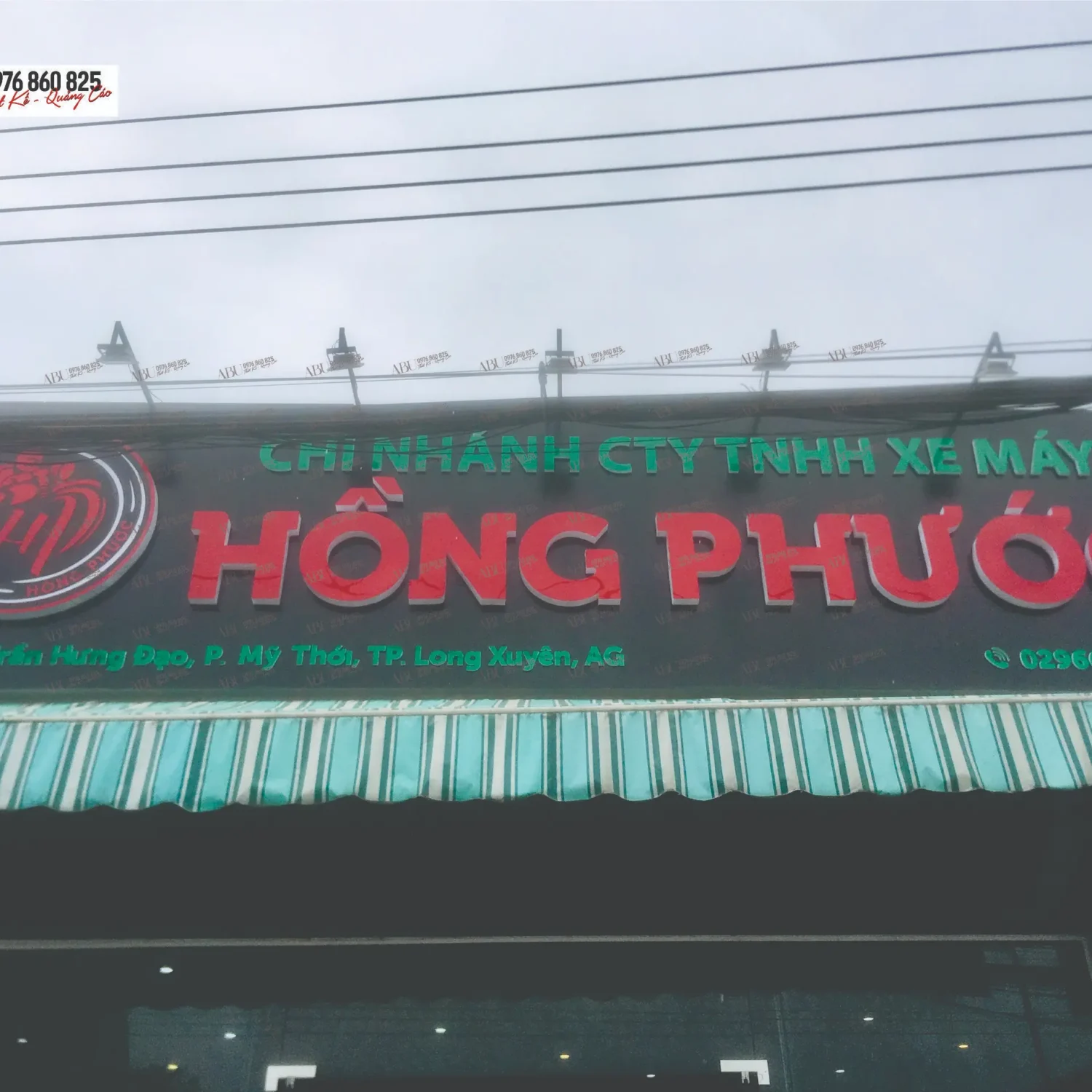 Bảng hiệu cửa hàng xe máy HỒNG PHƯỚC