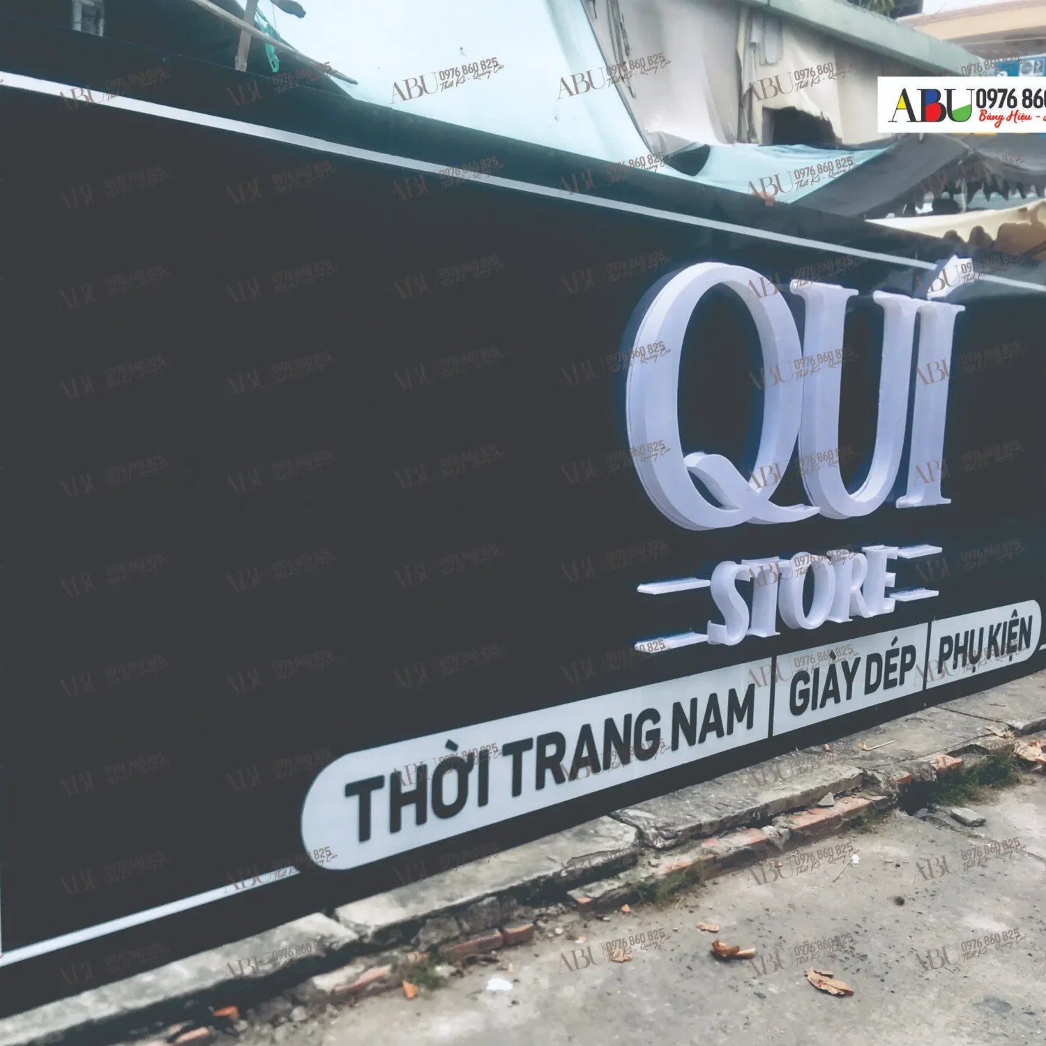 Bảng hiệu QUÍ STORE