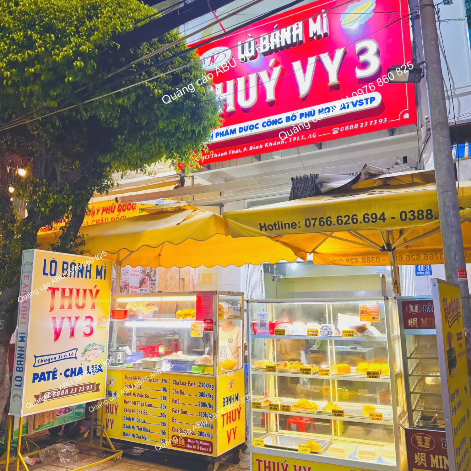 Bảng hiệu lò bánh mì THUÝ VY 3